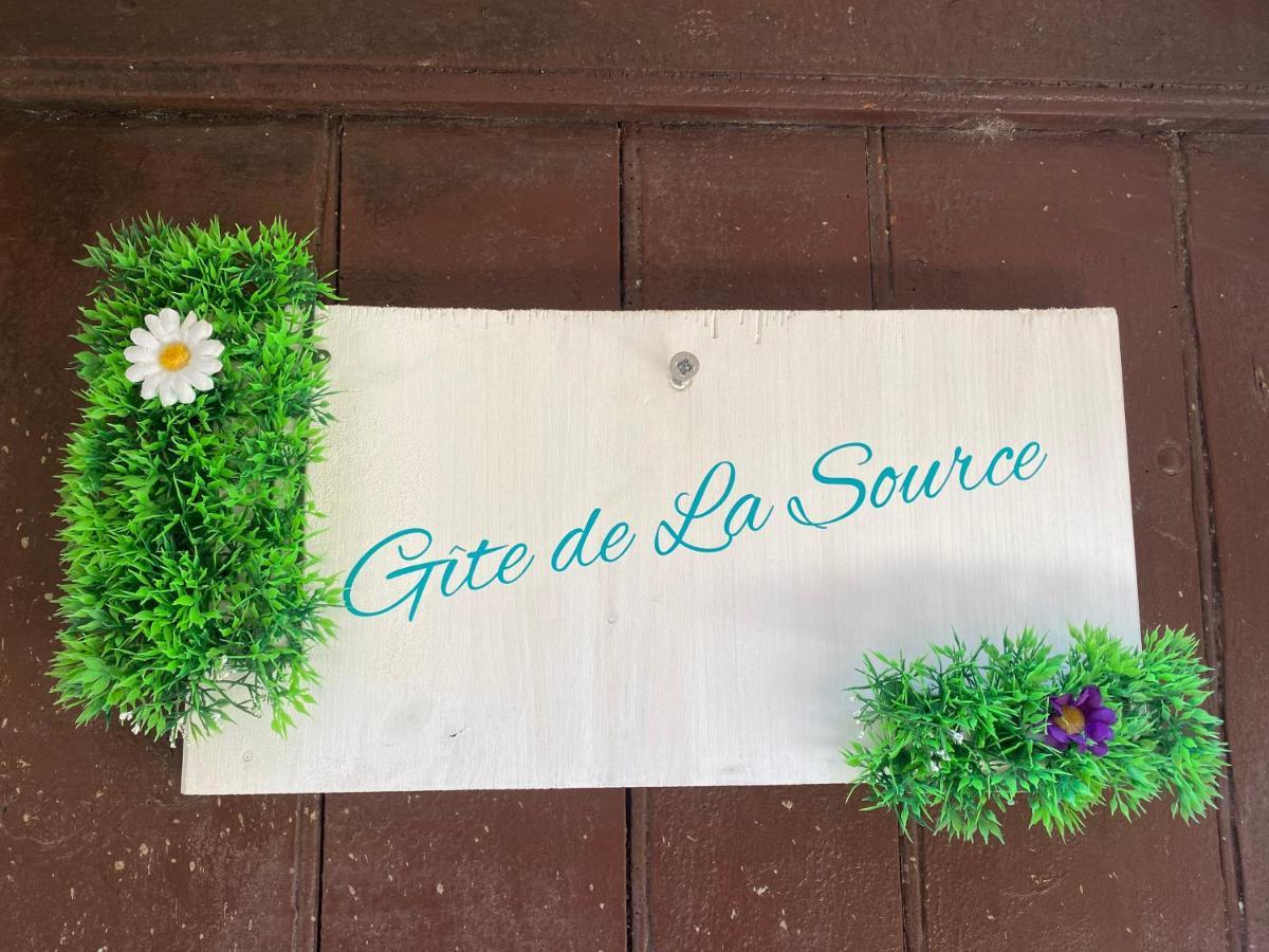 Le Gite De La Source 圣吉扬莱代塞尔 外观 照片